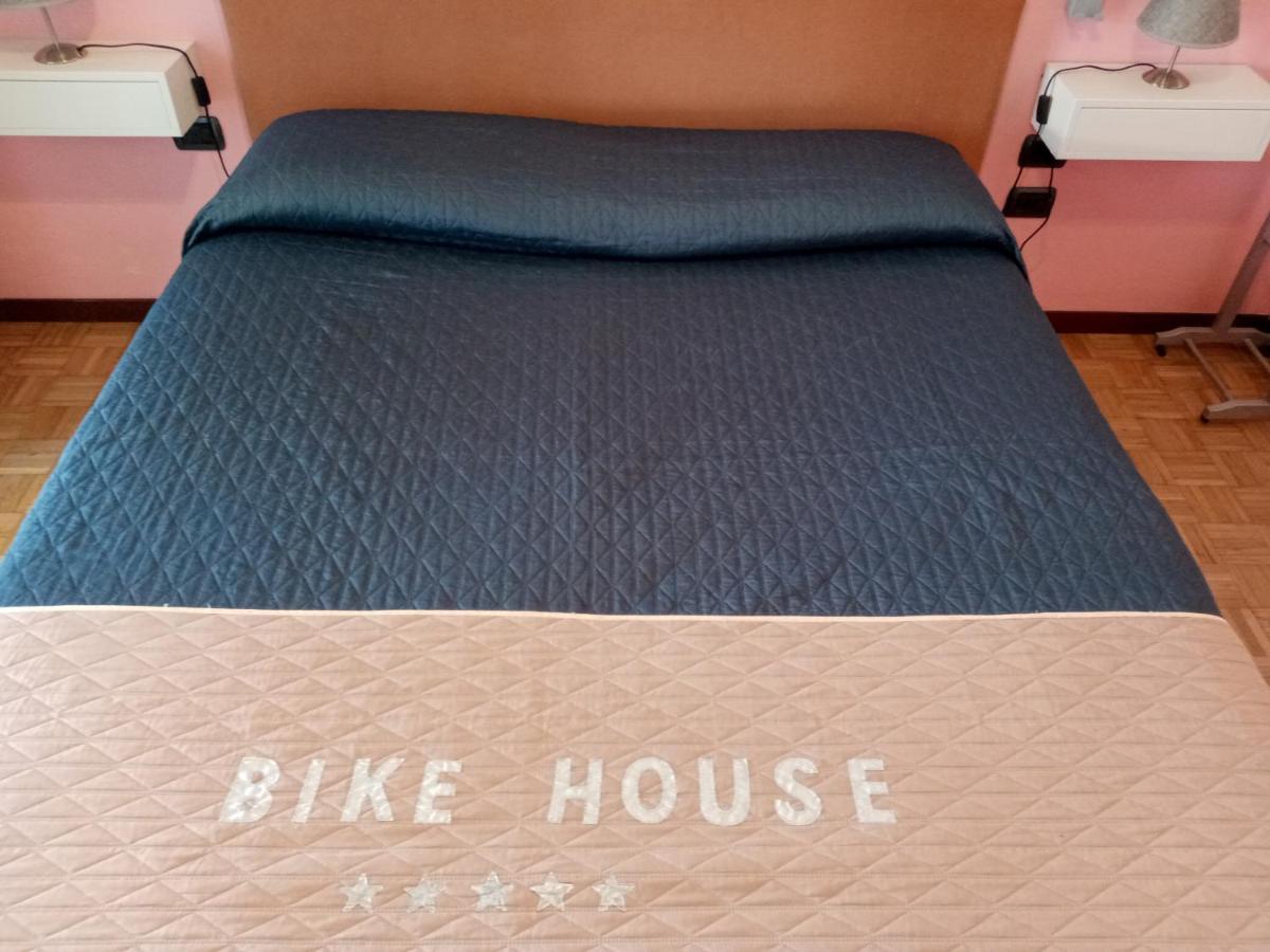 סריאטה Bike House "Silver" מראה חיצוני תמונה